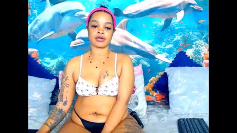 sexiebootyjoyxx online show from 10-17-25, 06:32