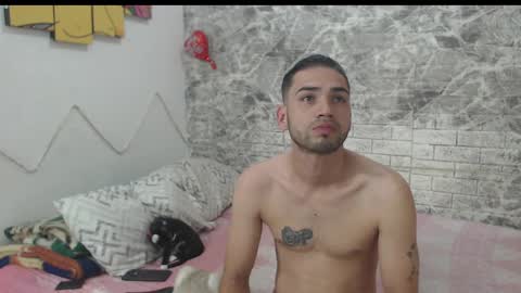 Snapshot of sexincompany chatting on 03-05-25, 12:27 monserat y thony online show from 03-05-25, 12:27