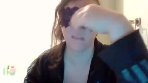 Snapshot of sexislitpuss69 chatting on 01-03-25, 03:01 sexislitpuss69 online show from 01-03-25, 03:01