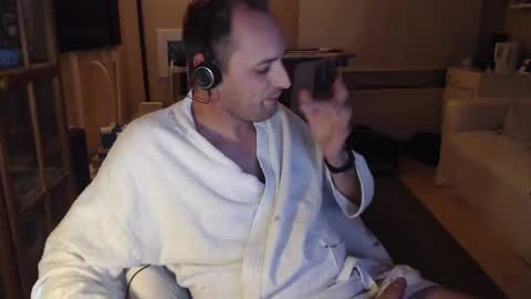 Snapshot of sexlobo1 chatting on 12-13-24, 01:26 Sexlobo online show from 12-13-24, 01:26