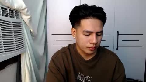 HI I AM JAMESPLEASE LET ME DO SOME HOT SHOWS FOR YOU HERE FOR MY  SCHOOL AND FOR MY FAMILY online show from 11-04-25, 04:44