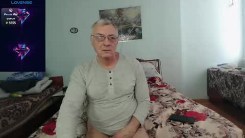 sexmen181166 online show from 02-14-25, 12:25