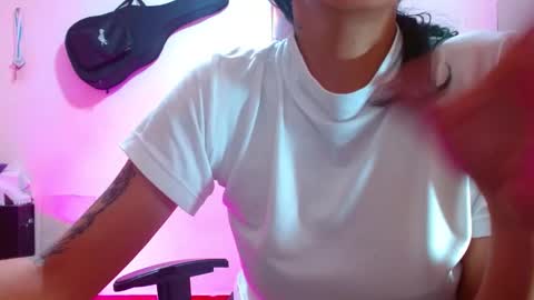 Snapshot of sexmilkdirty chatting on 12-12-24, 02:04 sexmilkdirty online show from 12-12-24, 02:04