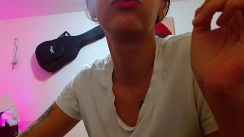 Snapshot of sexmilkdirty chatting on 01-08-25, 02:03 sexmilkdirty online show from 01-08-25, 02:03