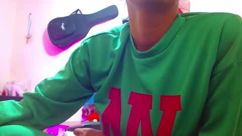 Snapshot of sexmilkdirty chatting on 03-11-25, 02:10 sexmilkdirty online show from 03-11-25, 02:10