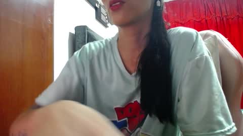 Snapshot of sexmilkdirty chatting on 11-28-25, 10:01 sexmilkdirty online show from 11-28-25, 10:01