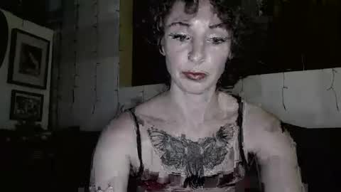 Snapshot of sexnchocolate chatting on 02-19-25, 06:44 Trixy Rose online show from 02-19-25, 06:44