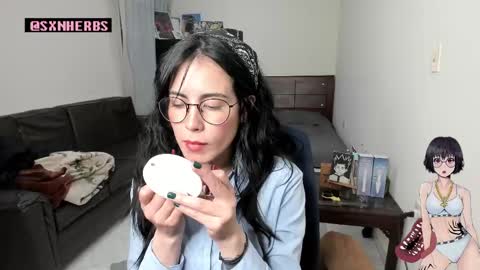 Snapshot of sexnherbs chatting on 03-11-25, 04:32         online show from 03-11-25, 04:32