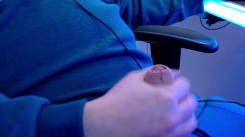 Snapshot of sexonme1982 chatting on 01-12-25, 02:03 Masturbateforyou online show from 01-12-25, 02:03