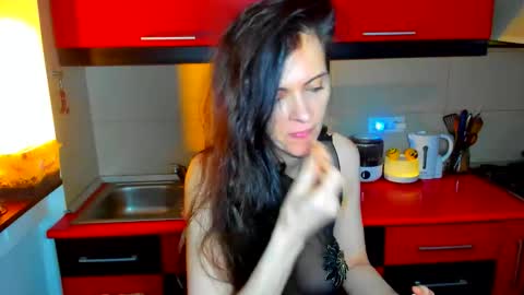 sexqueen1111 online show from 02-10-26, 03:10