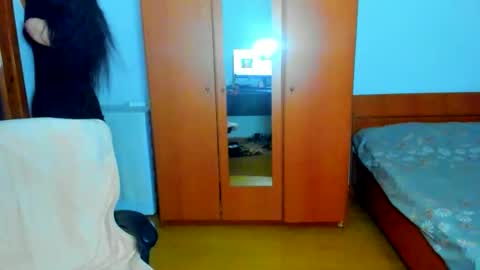 sexqueen1111 online show from 04-22-26, 11:45