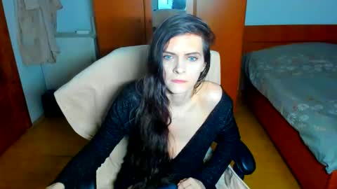 sexqueen1111 online show from 04-28-26, 03:22