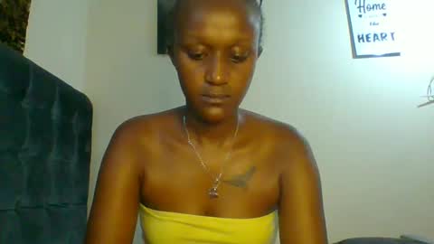 Snapshot of sexsy_sally chatting on 12-22-24, 04:27 sexsysally online show from 12-22-24, 04:27