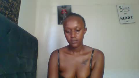 Snapshot of sexsy_sally chatting on 01-06-25, 08:24 sexsysally online show from 01-06-25, 08:24