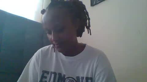 Snapshot of sexsy_sally chatting on 12-14-25, 02:22 sexsysally online show from 12-14-25, 02:22