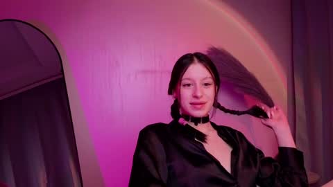 Snapshot of sextezi chatting on 01-06-25, 06:31 sextezi online show from 01-06-25, 06:31