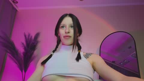 Snapshot of sextezi chatting on 01-17-25, 06:33 sextezi online show from 01-17-25, 06:33