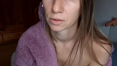 Snapshot of sexualangel chatting on 11-19-25, 07:52 Verona online show from 11-19-25, 07:52