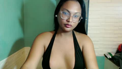 Snapshot of sexuallyattractive_mae chatting on 06-22-26, 09:06 sexuallyattractive_mae online show from 06-22-26, 09:06