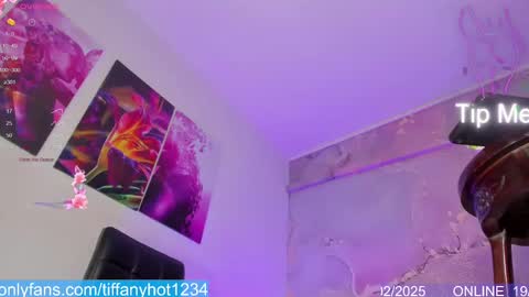 Snapshot of sexwildlatin chatting on 02-19-25, 07:38 Tifanny Benitez online show from 02-19-25, 07:38