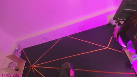 Snapshot of sexwildlatin chatting on 09-14-25, 01:43 Tifanny Benitez online show from 09-14-25, 01:43