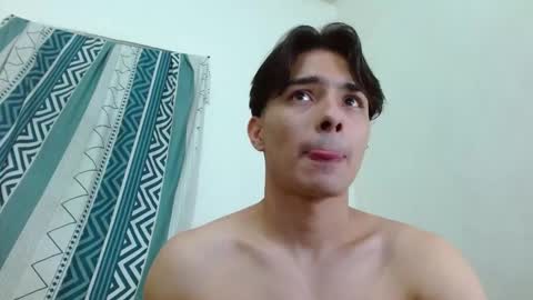 Snapshot of sexx_trip chatting on 12-17-24, 04:32 Axel online show from 12-17-24, 04:32