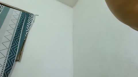 Snapshot of sexx_trip chatting on 01-21-25, 04:48 Axel online show from 01-21-25, 04:48