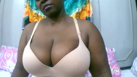 sexxi_ebony online show from 11-12-25, 12:11