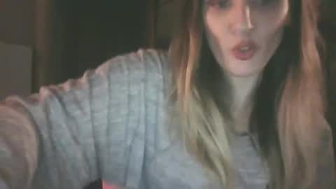 Snapshot of sexxileeah chatting on 01-04-25, 01:10 sexxileeah online show from 01-04-25, 01:10