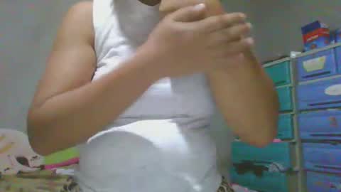 Snapshot of sexxxymomsh chatting on 02-20-26, 07:21 sexxxymomsh online show from 02-20-26, 07:21