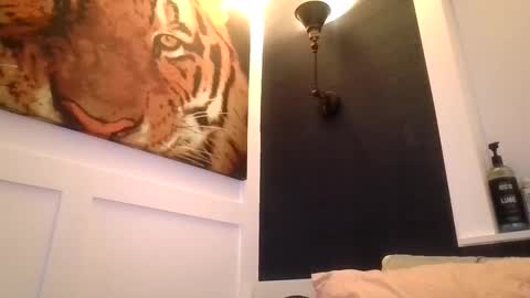 Snapshot of sexxxyvibes chatting on 10-24-25, 05:48 sexxxyvibes online show from 10-24-25, 05:48