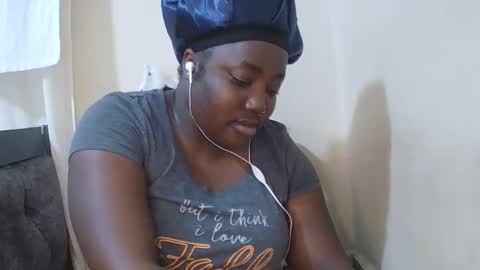 sexxy_bree online show from 10-03-25, 08:50