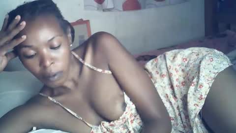 sexxy_curvy23 online show from 01-17-26, 06:29