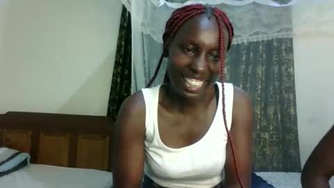 Snapshot of sexxy_melmine chatting on 04-28-26, 08:25 Dolly online show from 04-28-26, 08:25