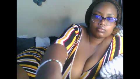 Snapshot of sexxy_mish chatting on 06-02-26, 04:03 sexxy_mish online show from 06-02-26, 04:03