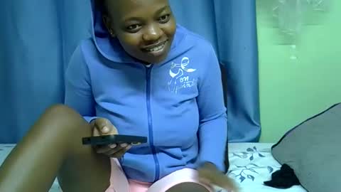 African Queen online show from 04-27-26, 05:00