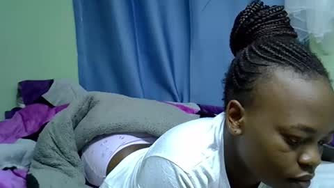 African Queen online show from 05-23-26, 01:22