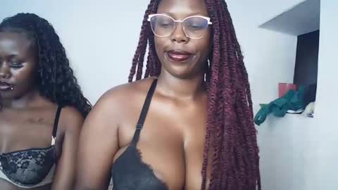 sexxydivah online show from 03-06-26, 07:32