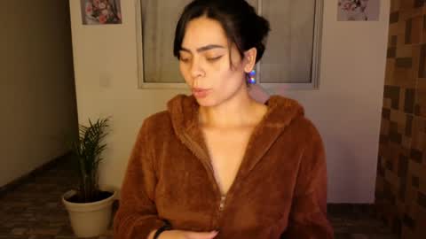  Angie   online show from 02-05-25, 11:06