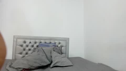 sexxylatincouple1 online show from 03-31-26, 10:04