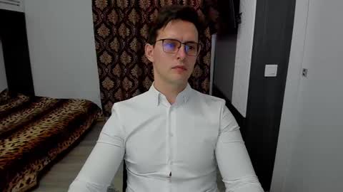 Sexxymuscles4U online show from 03-10-25, 02:26