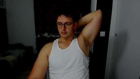 Sexxymuscles4U online show from 10-13-25, 08:47