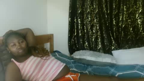 sexxypritty online show from 11-17-25, 07:19