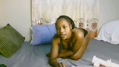 Snapshot of sexy_ariana_2 chatting on 02-26-25, 02:14 Ariana online show from 02-26-25, 02:14