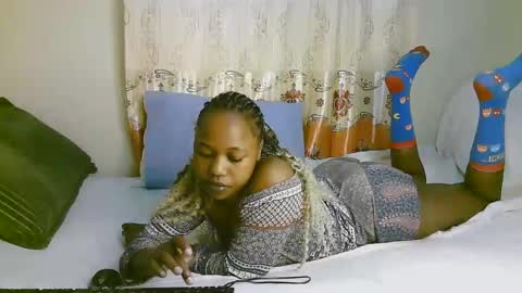 Snapshot of sexy_ariana_2 chatting on 03-10-25, 06:59 Ariana online show from 03-10-25, 06:59