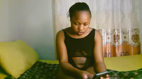 Snapshot of sexy_ariana_2 chatting on 09-25-25, 10:52 Ariana online show from 09-25-25, 10:52