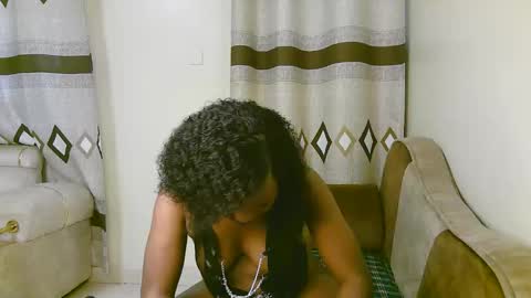 Snapshot of sexy_ariana_2 chatting on 11-22-25, 12:59 Ariana online show from 11-22-25, 12:59