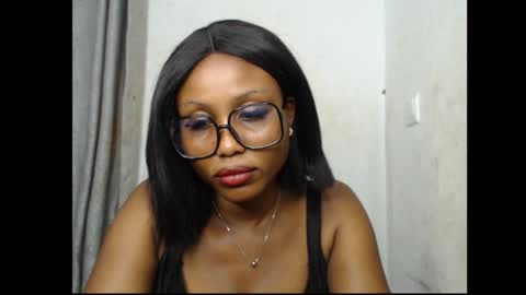 Snapshot of sexy_badgirl2 chatting on 11-13-25, 06:29 Sexy blackgirl2 online show from 11-13-25, 06:29