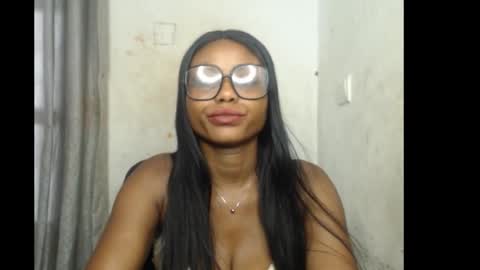 Snapshot of sexy_badgirl2 chatting on 12-01-25, 08:52 Sexy blackgirl2 online show from 12-01-25, 08:52