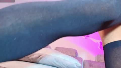 sexy_bellaa online show from 04-08-26, 09:04